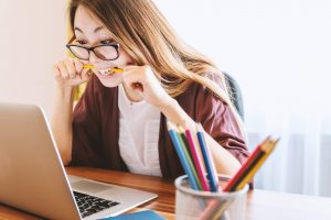 woman frustrated at computer